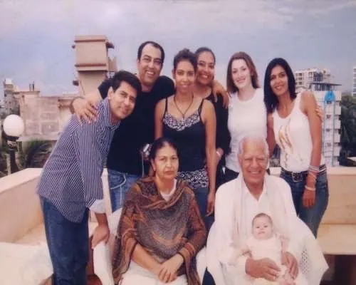 Bachno Kaur Family celebzbiography.com