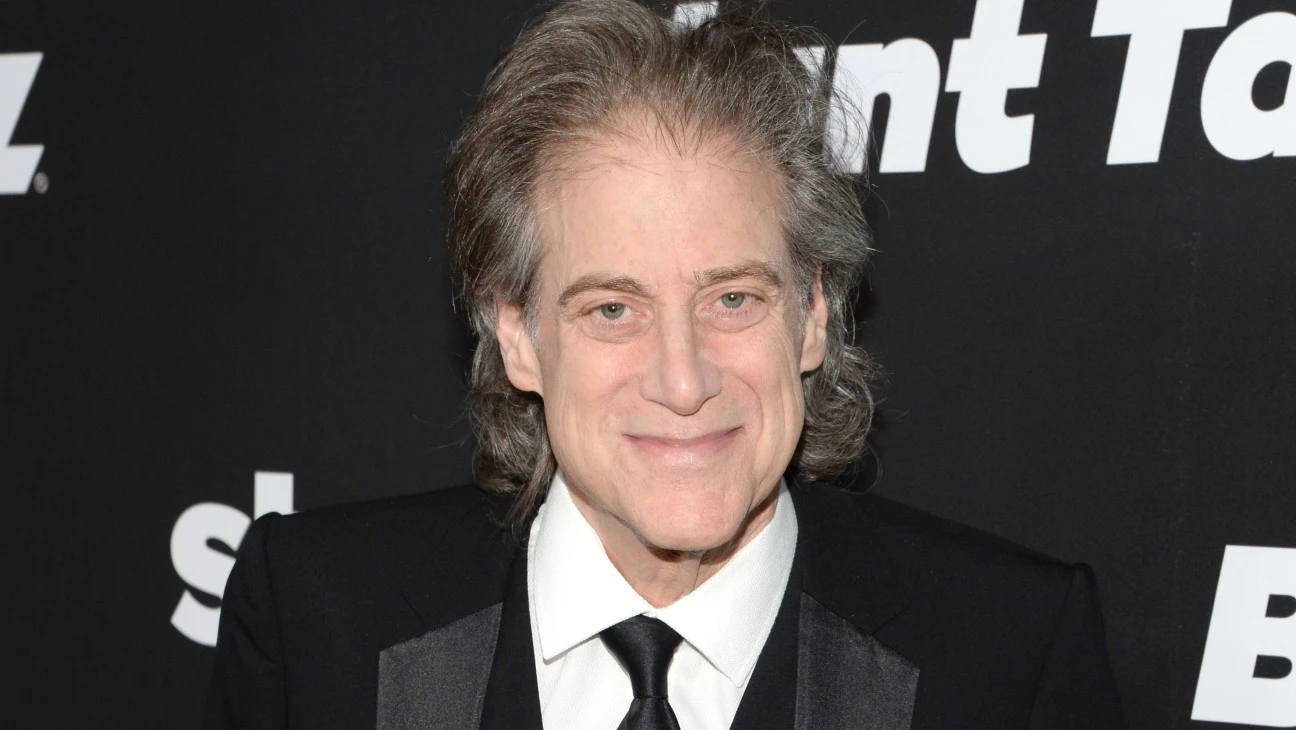 Comedian Richard Lewis Reveals Diagnoses with Parkinson's Disease, Announces Retirement from Stand-Up Comedy