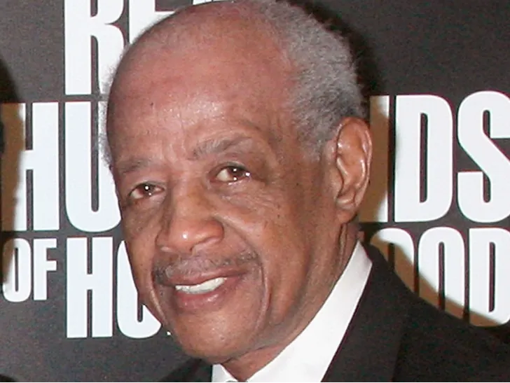 Wayans Family Patriarch Howell Wayans Dies at 86, Marlon and Family Pay Tributes