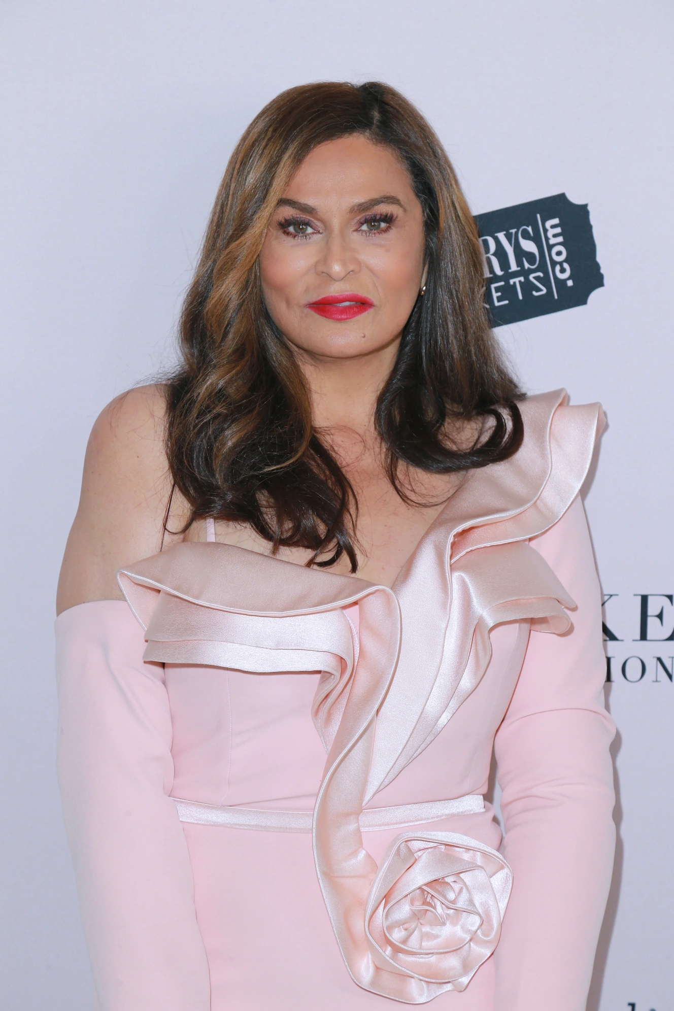 Tina Knowles’ LA Home Gets Robbed, $1 Million in Cash and Jewelry Stolen